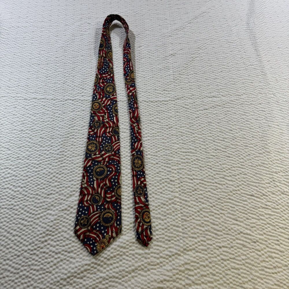 County Seat Jeanswear Patriotic Tie
